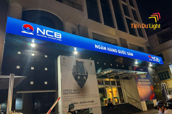 Biển quảng cáo ngân hàng NCB