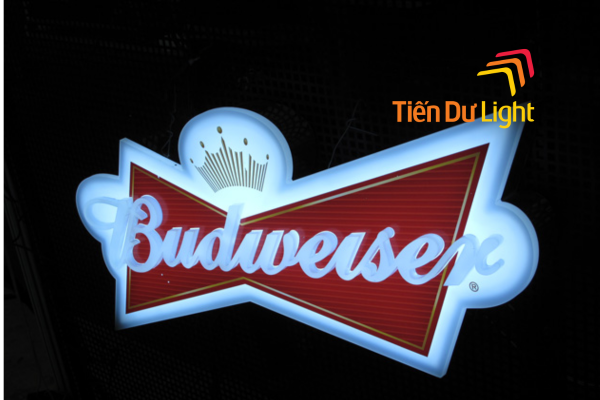 Hộp đèn mica chữ nổi là gì? Cấu tạo đặc điểm chi 