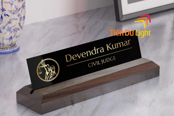 Beautiful desk nameplate designs
