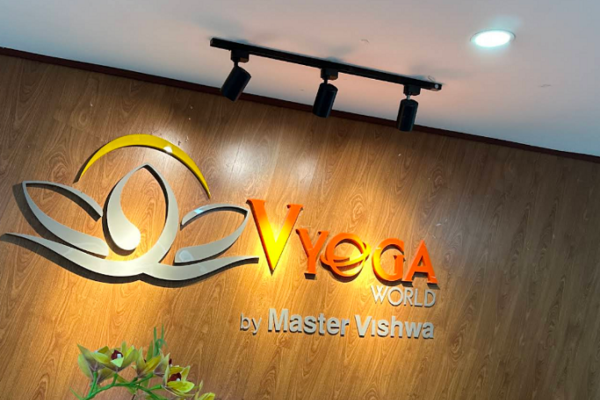 Chữ nổi dán tường phòng tập yoga